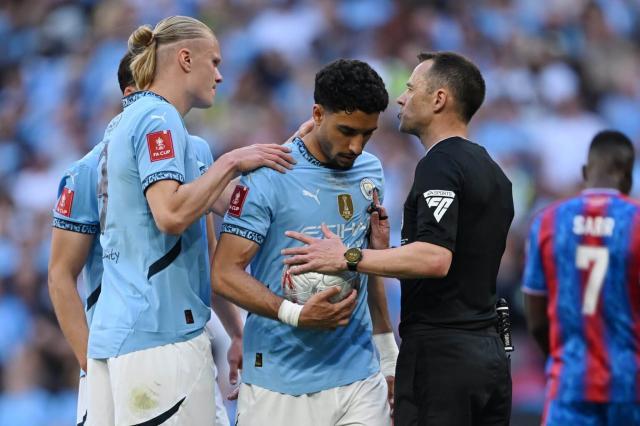 亨德森如何看穿马尔穆什，哈兰德因何甘做凡人