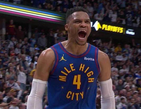 kaiyun-加时赛攻防全能！韦少完全解读快艇策略奇兵出鞘